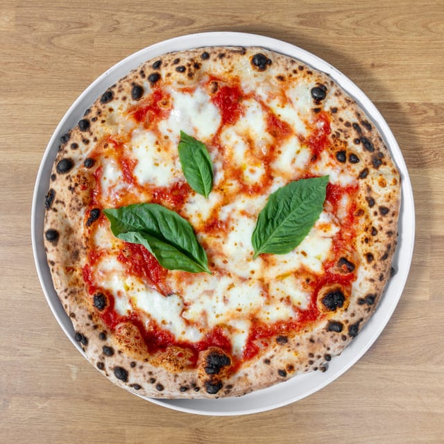 Margherita Pizza - Margherita.